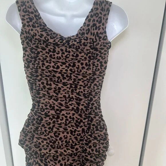 Majorelle - Tabitha Midi Dress - from revolve, animal print, Ruched, Size XS - Picture 8 of 9